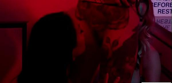 Kinky lesbians Stormy Daniels, Asa Akira, Kleio Valentien in Vendetta Scene 1